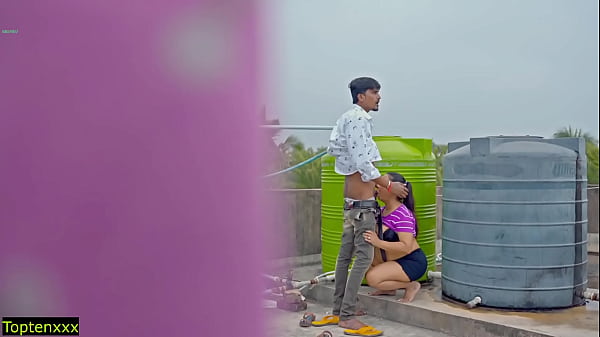 Bercinta Liar Di Atap, Jangan Sembur Dalam!
