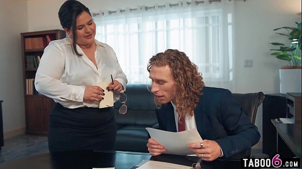 Dua Wanita Bbw Seksi Di Kantor, Sarah Arabic Dan Karla Lane, Bergantian Melayani Atasan