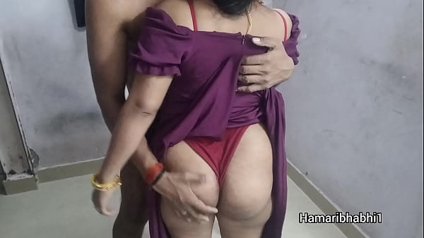 Birahi Bhabhi Hindi Gersang Digoyang Devar, Adegan Panas Hd