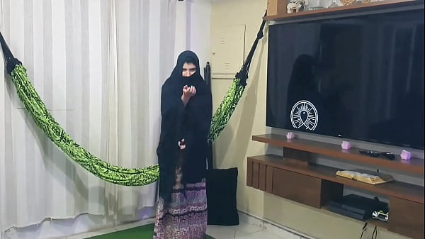 Arab Putih Dengan Kemaluan Merah Muda Pijat Erotis India