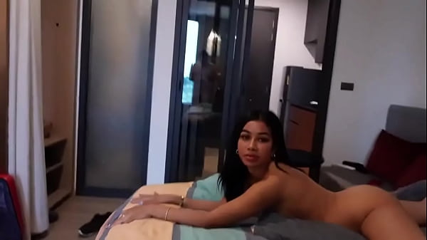 Sophia: Petualangan Panas Arab-thailand Yang Bikin Merinding