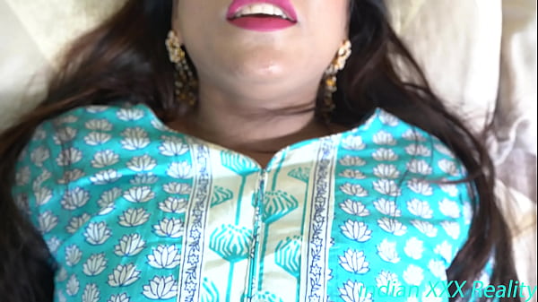 Indian Valentine Special: Garmi Bhara Pyar Ka Mausam
