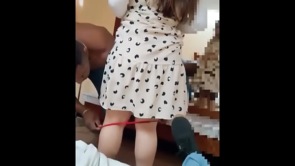 Dari Cuma Jadi Bahan Obrolan Mesum, Akhirnya Gue Ketemu Si Jalang Itu Dan Endingnya Kalian Pasti Tau, Kontol Gede Dan Tebel Nancap Dalem-dalem Di Istri Orang Depan Mata Suaminya