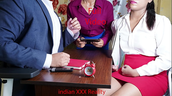 Pemimpin India Di Kantor, Main Ganas Dengan Wanita Lokal