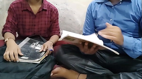 गुरु ने पढ़ाई छोड़ने वाली कॉलेज लड़की को जबरदस्त चुदाई दी (हिंदी साफ ऑडियो)