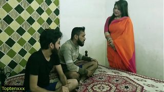Malkin Bibi Dan Dua Pemuda Ganteng, Ngentot Panas Tiga Orang Dengan Suara Hindi Yang Jelas!