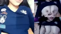 Gadis Amoy Seksi Pamer Tetek Montok