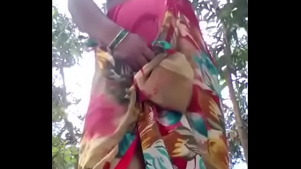 Desi Roshni Bhabhi Pamer Barang Berharga Miliknya