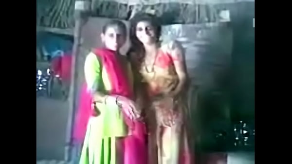 Goyangan Panas Desi Lesbi