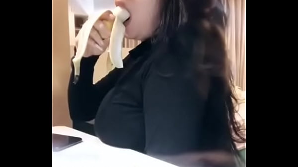 Monica Adhea Ngesex Dengan Penuh Nafsu, Model Indonesia Yang Menggoda