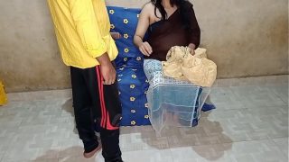 ससुराल में दामाद ने सास को पहली बार जबरदस्ती चोदा, गर्मागर्म हिंदी आवाज में अश्लील कहानी