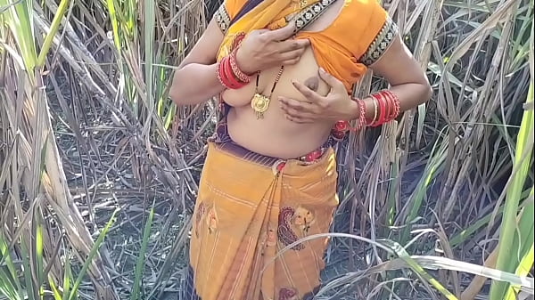 Desi Gadis Desa Panas Main Di Luar Ruangan