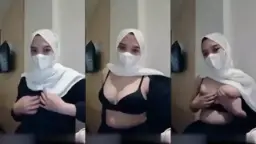 Hijab Camilla, Toketnya Minta Dijilat.
