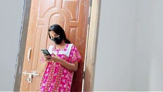 Step Sepupu Sumi Siap Nungguin Kontol Kencang Pas Rumah Sepi, Cewek Desi Sangean Ngentot