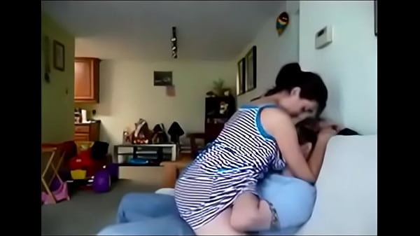 Tonton Video Panas Cewek India Digebuk Sambil Nge-cam Amatir