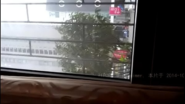 中国人浩哥干炮闺蜜饭局上直接插