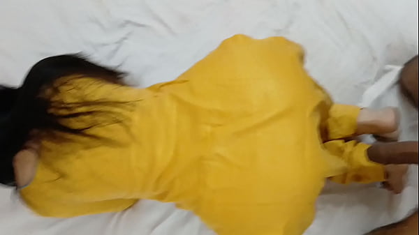 Bokep Tante India Montok Nungging Digenjot Gaya Doggy