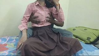 Cewek Kuliahan India Digenjot Abis Sama Pacarnya Di Kamar Kos, Crot Di Dalem!