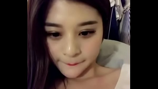 Cewek China Bugil Depan Kamera, Goyangin Pantat Bikin Ngaceng