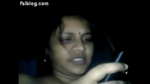 Nikmatin Istri India, Dimanja Suami Dengan Penuh Gairah