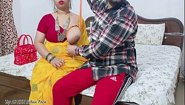 Jahit Jahit Sambil Ngewe Cewek India Seksi Di Toko, Suara Hindi Bikin Makin Panas