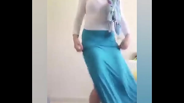 Tarian Arab Bikin Meleleh, Goyangannya Bikin Nafas Tersengal-sengal.