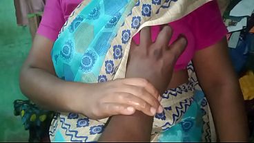 Ibu Rumah Tangga India Priyanka, Mainin Kontol Sendiri Di Rumah.