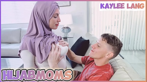 Istri Orang, Diam-diam Sange Berat, Mami Arab Seksi Kaylee Lang