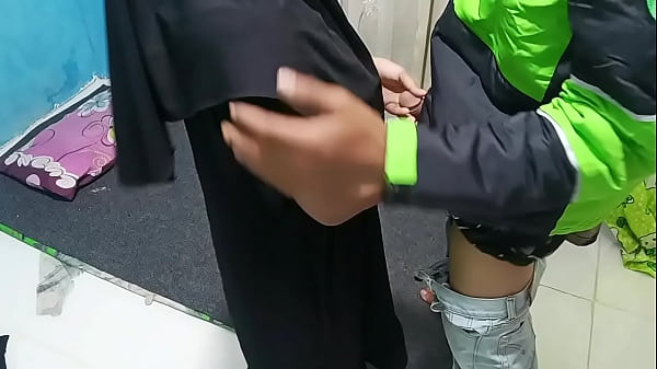 Ngentot Ojol Kena Prank, Malah Bikin Ngilu!
