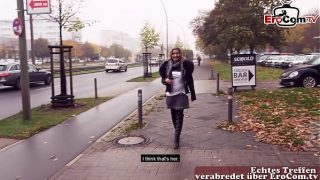 Gadis Turki Jerman Digebukin Buat Ajakan Sex Di Pinggir Jalan Umum.