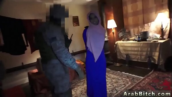 Ngentot Cewek Lokal Pekerja Keras, Ekor Babi Dan Cina Dijilat Habis