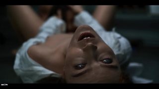 Alien Parasit Pengendali Pikiran Vs Cewek Seksi Hot Banget