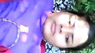 Jungle Gadis Desa Ngeseks Liar Di Alam Bebas