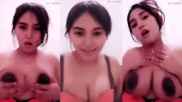 Miss Pearly Bugil Toge, Goyangin Pantatmu Biar Makin Basah