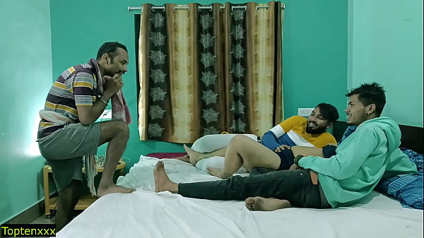 Tiga Pacar Ngentotin Cewek Selingkuh Bareng! Ngewe Bertiga Gaya India.