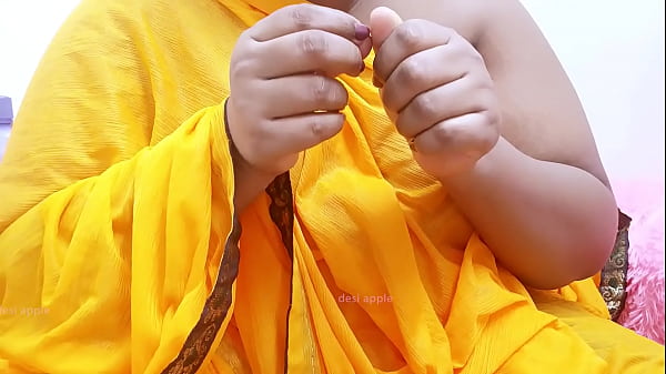 Coba Lihat Tetek Montoknya Si Bibi Desi India, Bikin Ngiler!