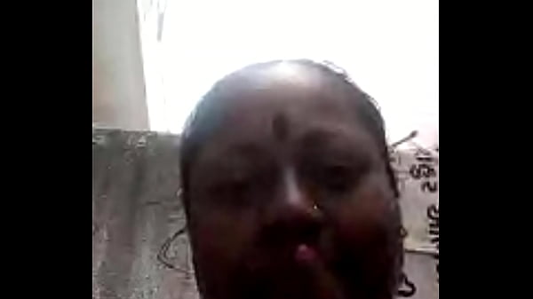 Ibu India, Tubuh Montok Siap Digoyang.
