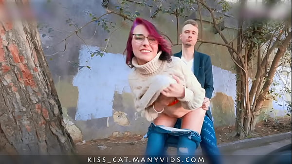 Kisscat Sarapan Mesum Sosis – Agen Umum Jembut Rusia Digeboy Di Luar