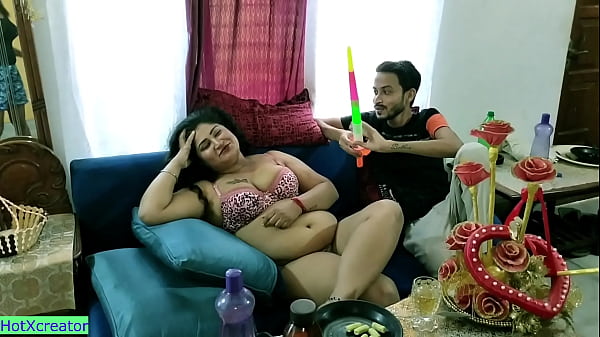 Ulang Tahun Bhabhi Panas India Ngentot Sama Pacar Remaja! Hindi Xxx