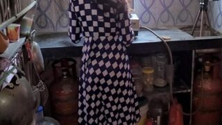 Istri Nakal Ngentot Adik Ipar Di Dapur, Bikin Basah Semua