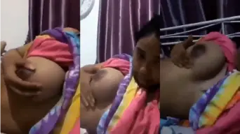 Nih Bocil Udah Gede, Tangannya Nakal Remas-remas Toket Gede Yang Kenyal Banget.