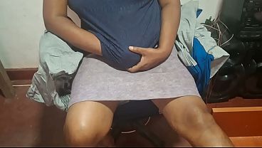 Ibu Tiri Desi India Yang Punya Rahasia Nakal Di Balik Daster Tipisnya.