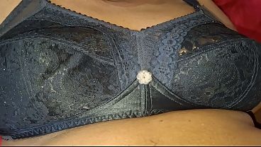 Ibu-ibu Asia Seksi Gak Bisa Nolak Siapa Pun, Lo Suka Dia?