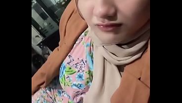 Cewek Abg Indonesia Lagi Live, Goyang Sambil Buka-bukaan Bikin Makin Tegang