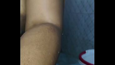 Ibu Tiri Desi India Mandi, Mms Kamera Tersembunyi, Istri Asli Lagi Mandi.