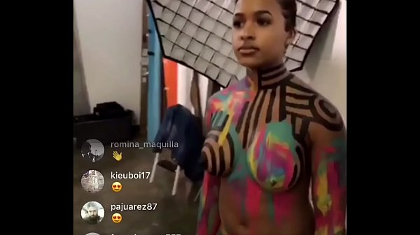 Live Instagram, Puting Nyempil, Bikin Ngiler.