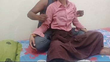 Cewek Deshi Mainin Memek Di Kolase, Ngencingin Kontol Lihat Anak Kampung Colmek.