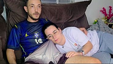 Kakak Tiri Digoda Abang Tiri Sambil Nonton Bola Brasil, Makin Panas Bikin Crot
