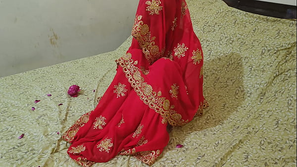 Desi Indian Village Bhabhi Abhi Do Din Pehle Devar Ke Saath Chudai Karke Bhi Pyaas Bujhi Nahi, Hindi Audio Mein.