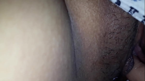 Mukena Basah Keringetan, Desi Girl Siap Digoyang.